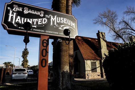 zak bagans' the haunted museum reviews|More.